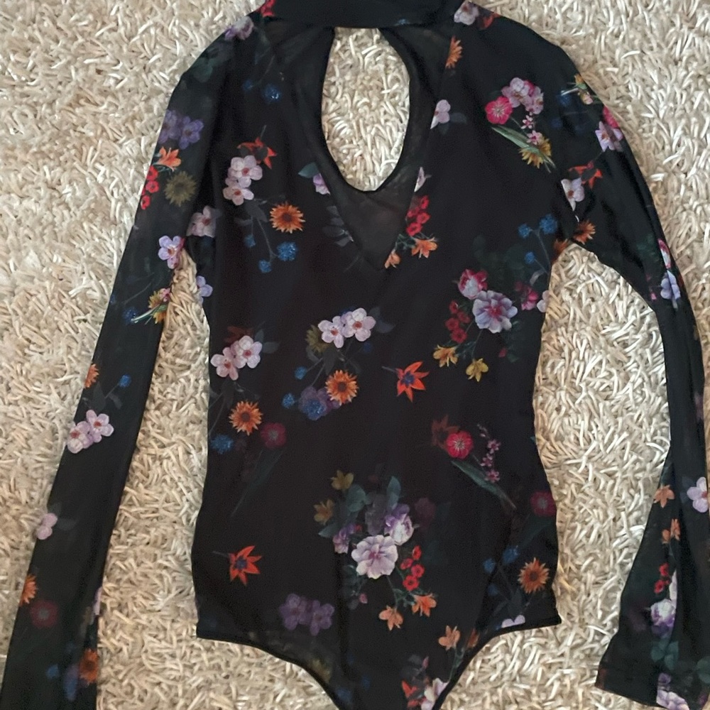 BEBE FLORAL BODYSUIT - Picture 3 of 5